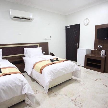 Almanzel Hotel Apartments Muscat Eksteriør billede