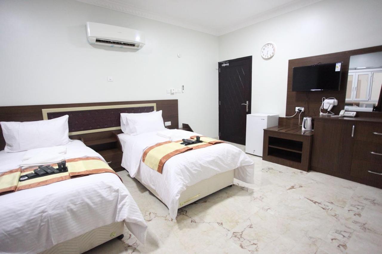 Almanzel Hotel Apartments Muscat Eksteriør billede