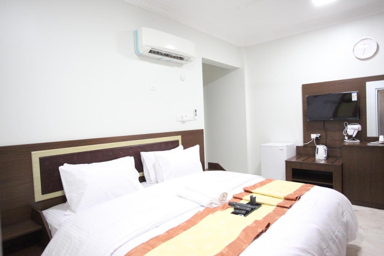 Almanzel Hotel Apartments Muscat Eksteriør billede